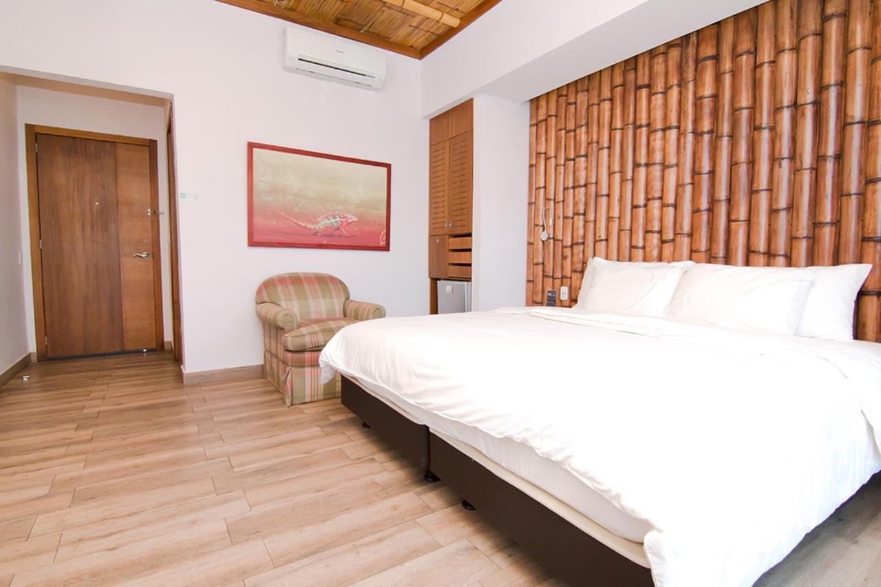 Nativa Bambu Ecolodge Монтаньита Экстерьер фото