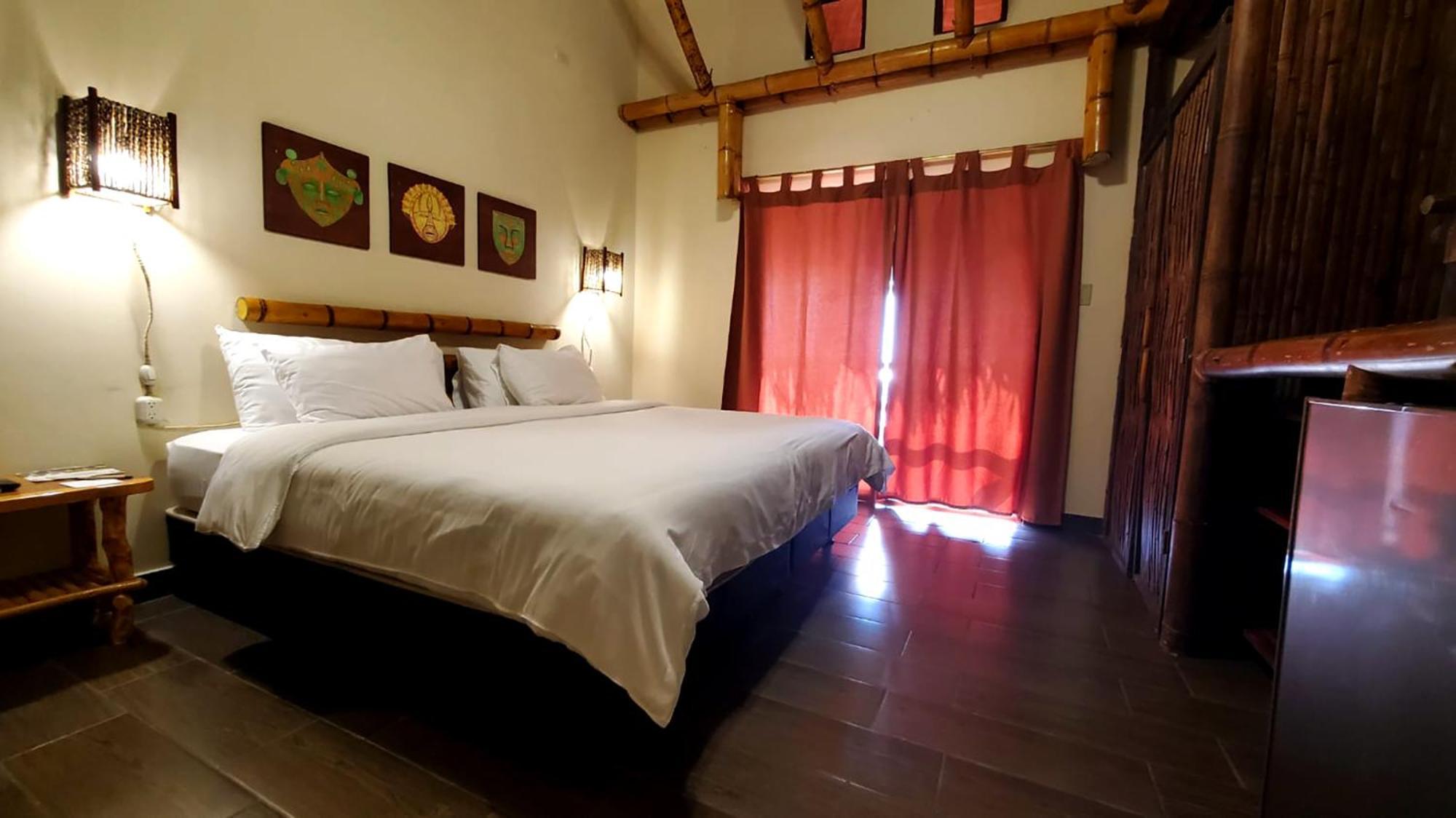 Nativa Bambu Ecolodge Монтаньита Экстерьер фото